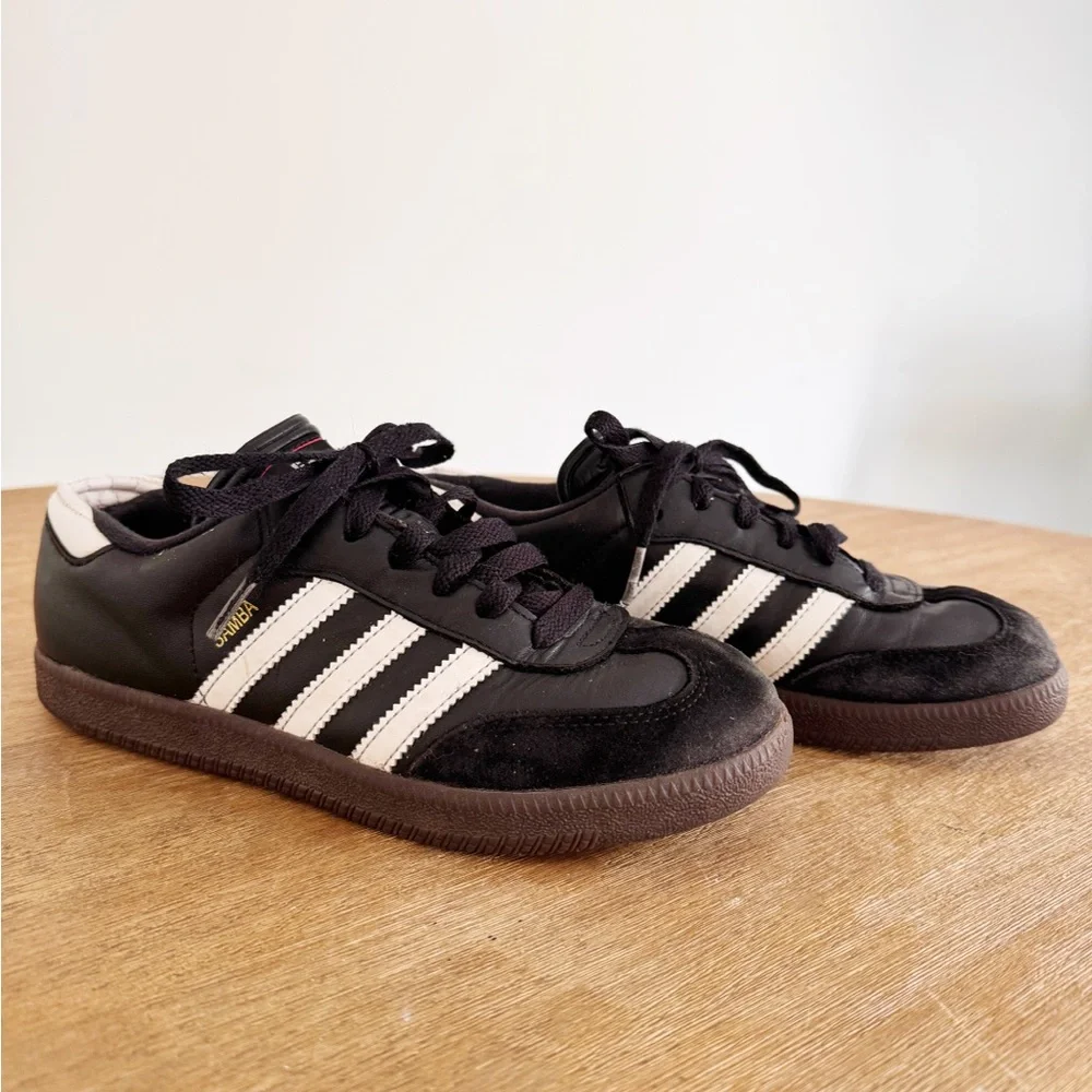 Adidas Samba Black & White Classic Sneakers 4.5 Youth - Picture 1 of 8